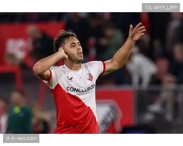 乌德勒支比赛节奏提速，球队状态持续攀升引关注